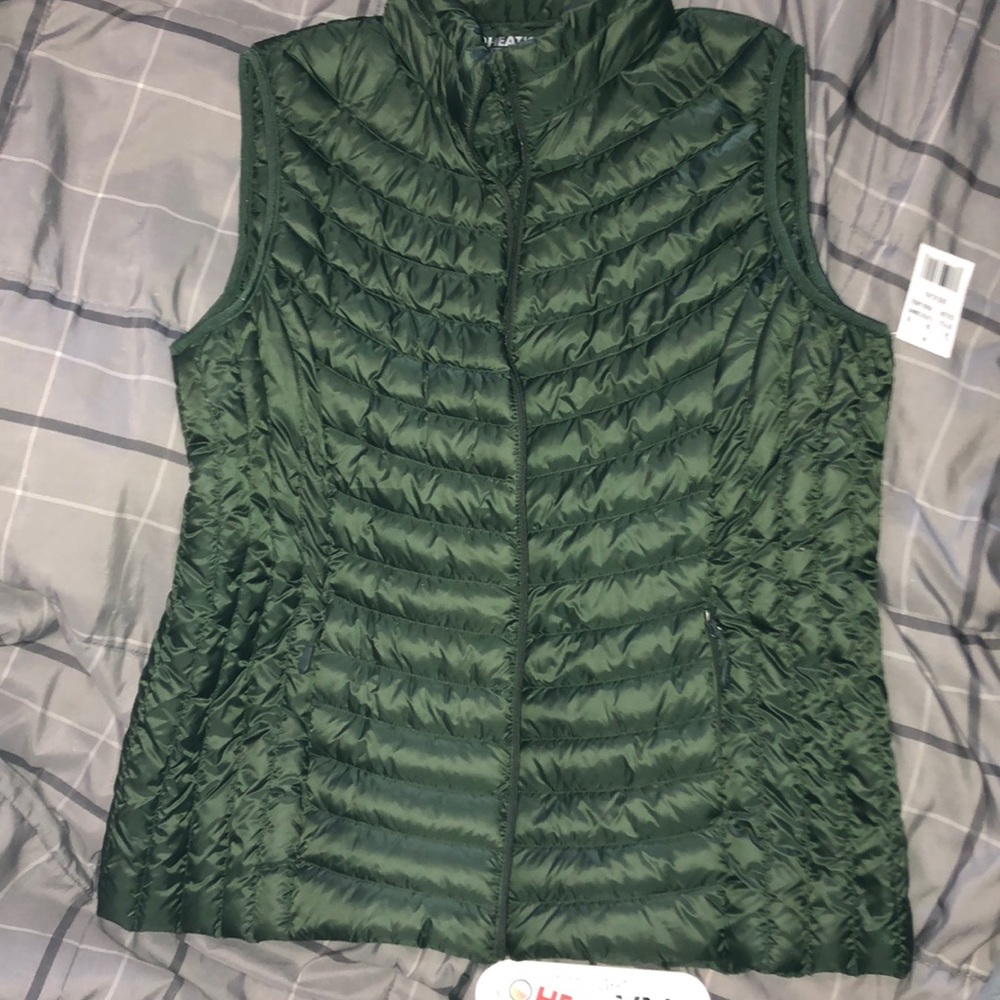 Green puffer vest